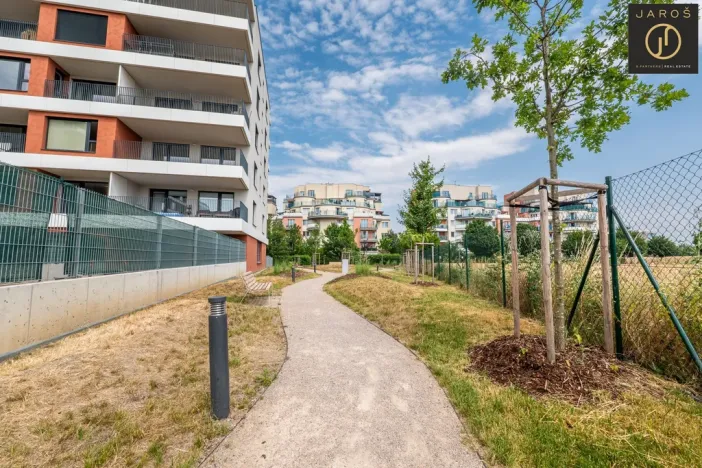 Pronájem bytu 3+kk, Praha - Letňany, Vyletalova, 90 m2