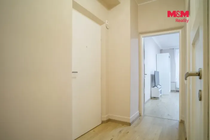 Pronájem bytu 1+1, Karlovy Vary, Jateční, 40 m2