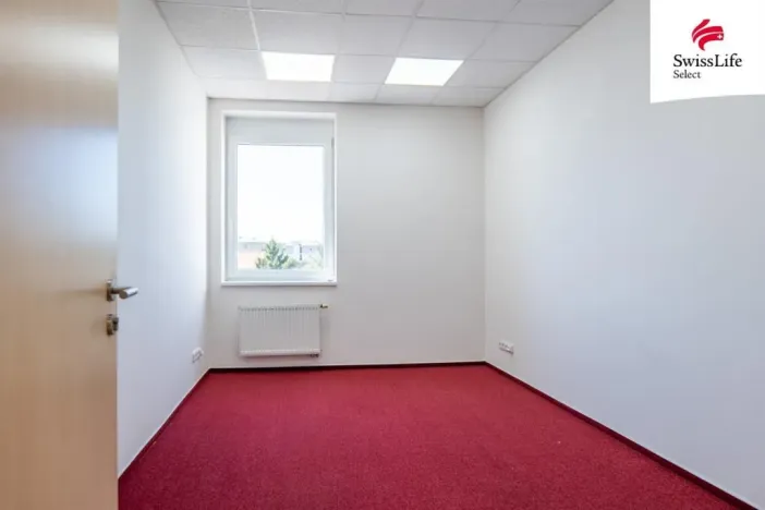 Pronájem kanceláře, Praha - Kyje, Lednická, 403 m2