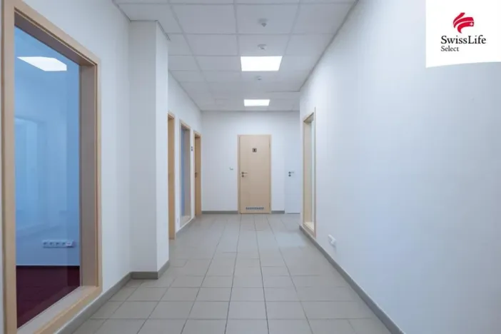 Pronájem kanceláře, Praha - Kyje, Lednická, 403 m2