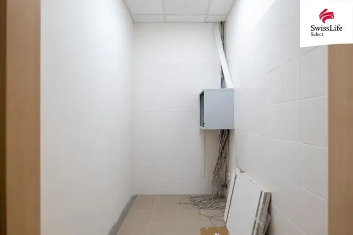 Pronájem kanceláře, Praha - Kyje, Lednická, 403 m2