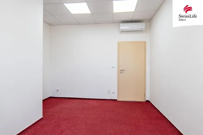 Pronájem kanceláře, Praha - Kyje, Lednická, 403 m2