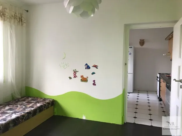 Pronájem bytu 3+1, Karlovy Vary, Konečná, 75 m2