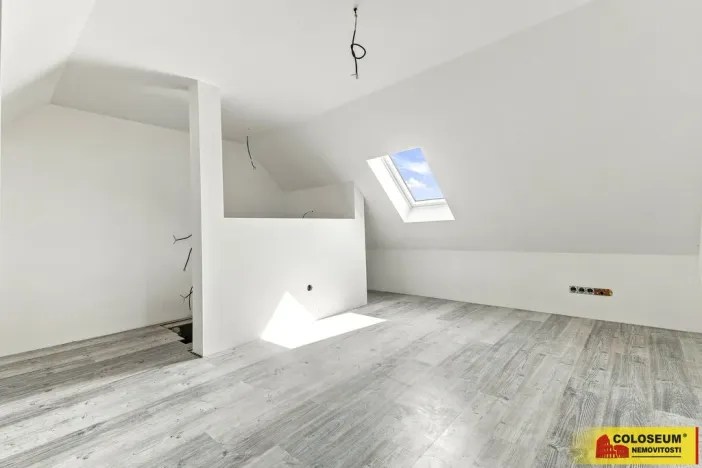 Prodej rodinného domu, Kunice, 239 m2