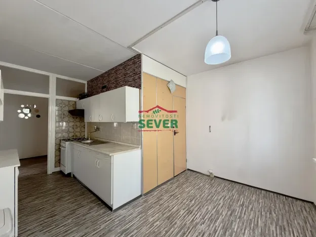 Prodej bytu 3+1, Jirkov, Vinařická, 60 m2
