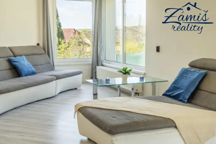 Prodej rodinného domu, Nespeky - Městečko, Na Mělách, 278 m2