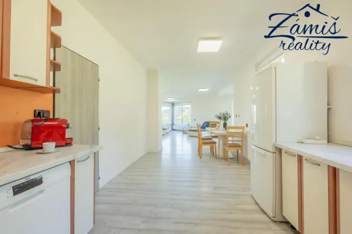 Prodej rodinného domu, Nespeky - Městečko, Na Mělách, 278 m2