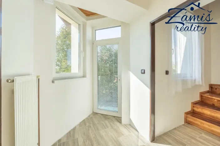 Prodej rodinného domu, Nespeky - Městečko, Na Mělách, 278 m2