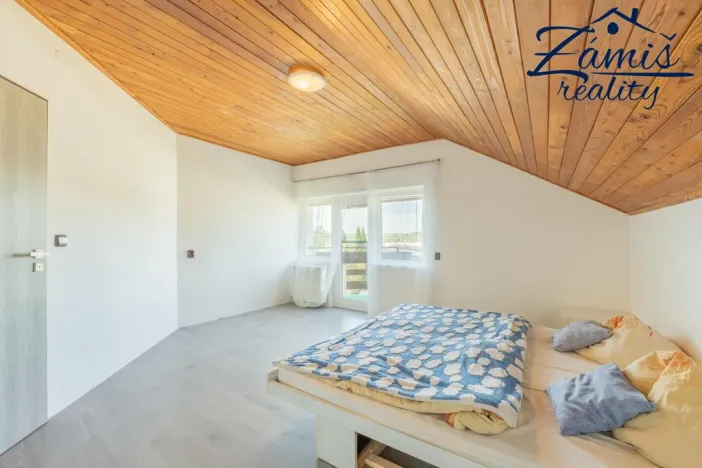 Prodej rodinného domu, Nespeky - Městečko, Na Mělách, 278 m2