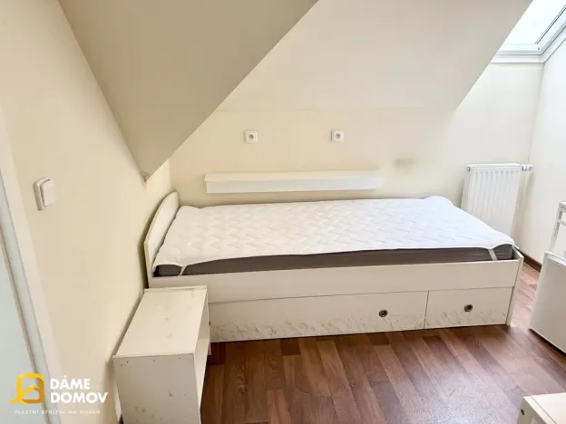 Pronájem bytu 1+kk, Zlín - Prštné, L. Váchy, 18 m2