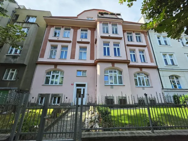 Pronájem bytu 2+1, Plzeň, Dvořákova, 68 m2