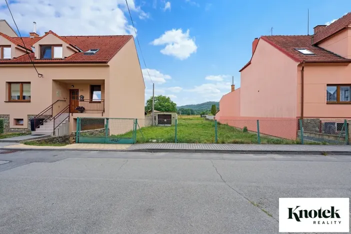 Prodej pozemku pro bydlení, Spešov, 825 m2
