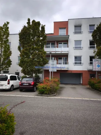 Pronájem bytu 1+kk, Hradec Králové, Rybova, 30 m2