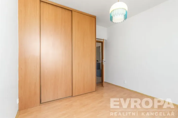 Prodej bytu 3+kk, Praha - Újezd, Pastevců, 70 m2