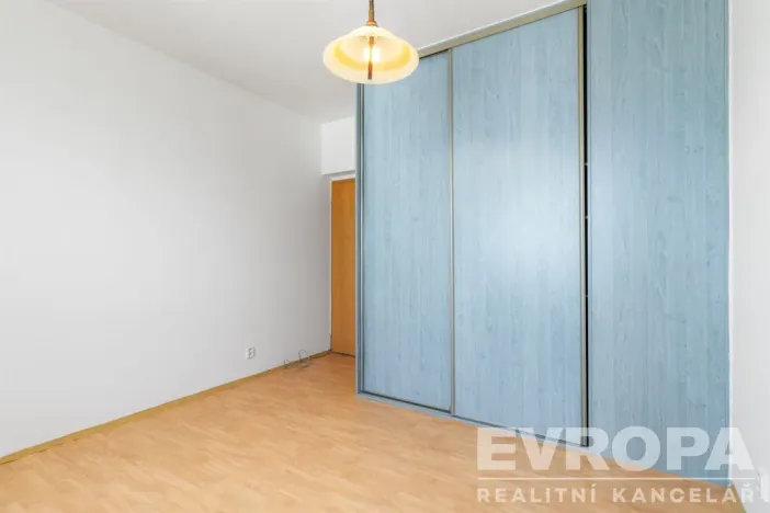 Prodej bytu 3+kk, Praha - Újezd, Pastevců, 70 m2