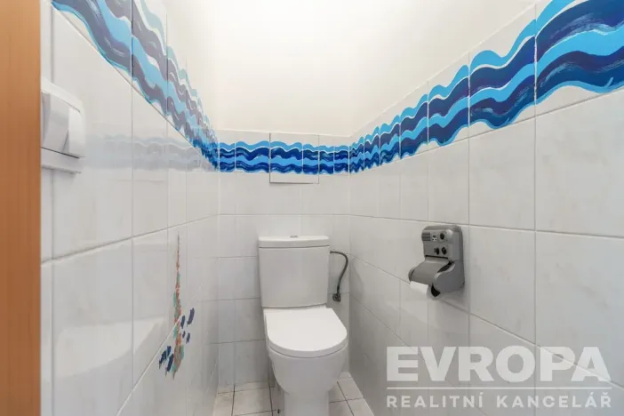 Prodej bytu 3+kk, Praha - Újezd, Pastevců, 70 m2
