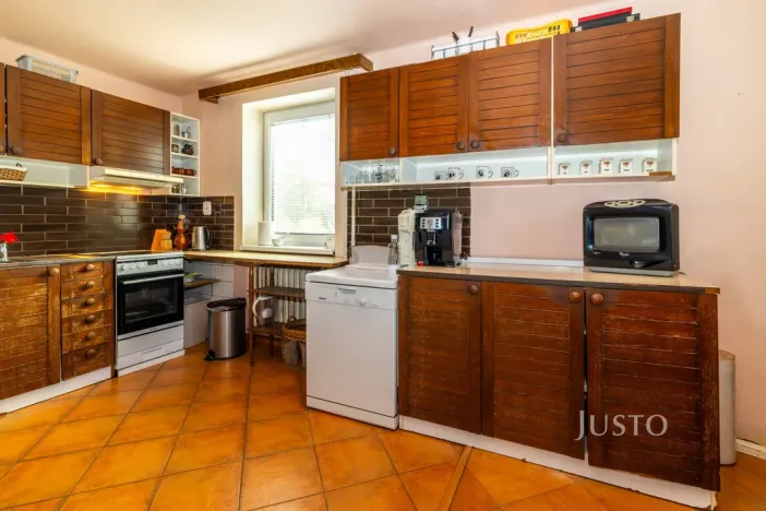 Prodej rodinného domu, Zvole, 520 m2