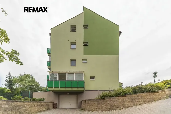 Prodej bytu 4+kk, Praha - Horní Počernice, V javorech, 93 m2
