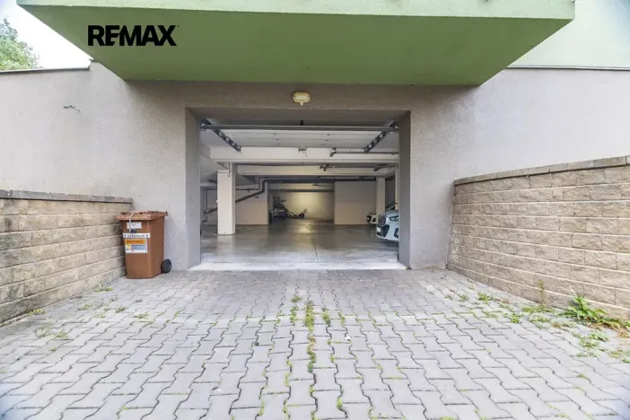 Prodej bytu 4+kk, Praha - Horní Počernice, V javorech, 93 m2