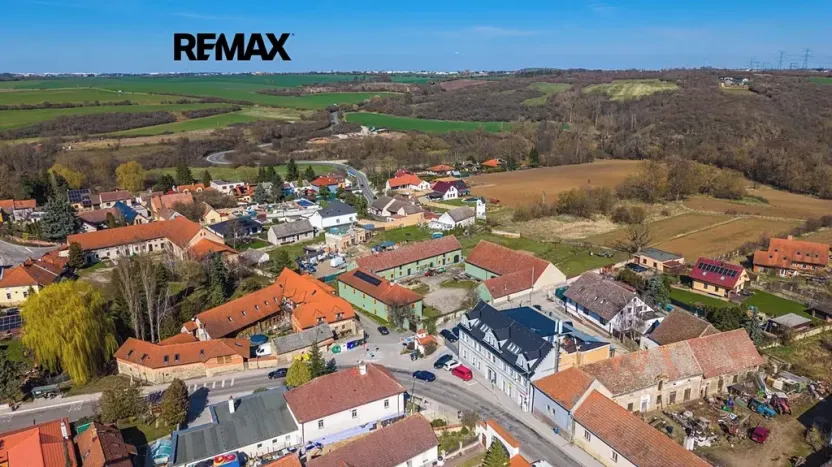 Prodej obchodního prostoru, Chýnice, Karlštejnská, 74 m2