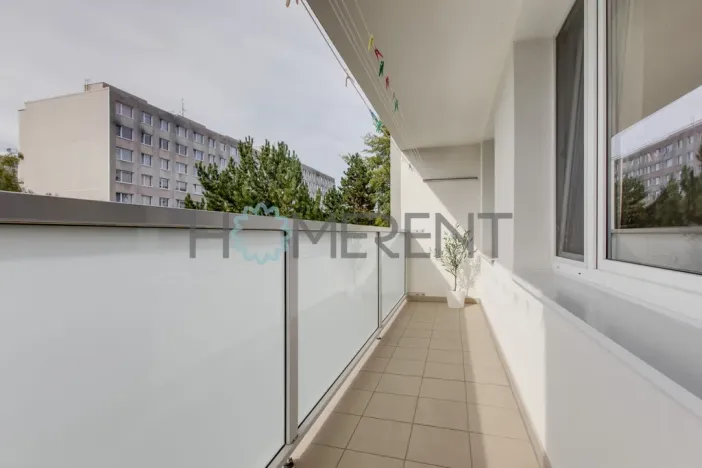 Pronájem bytu 3+1, Praha - Řepy, Mrkvičkova, 31 m2