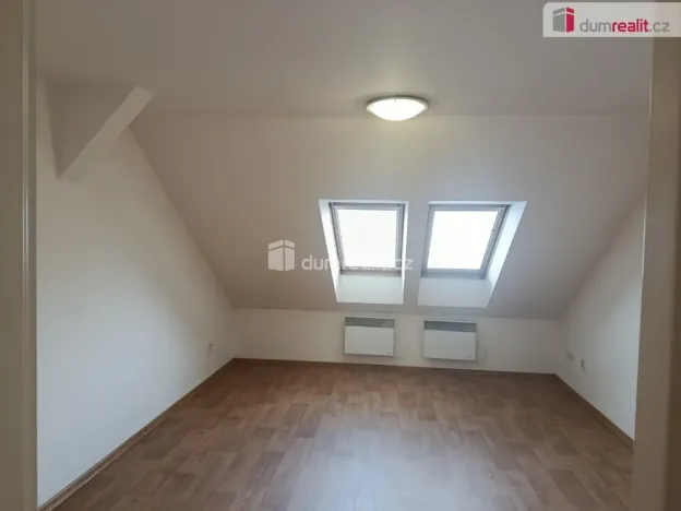 Pronájem bytu 1+kk, Praha, Za poštou, 23 m2