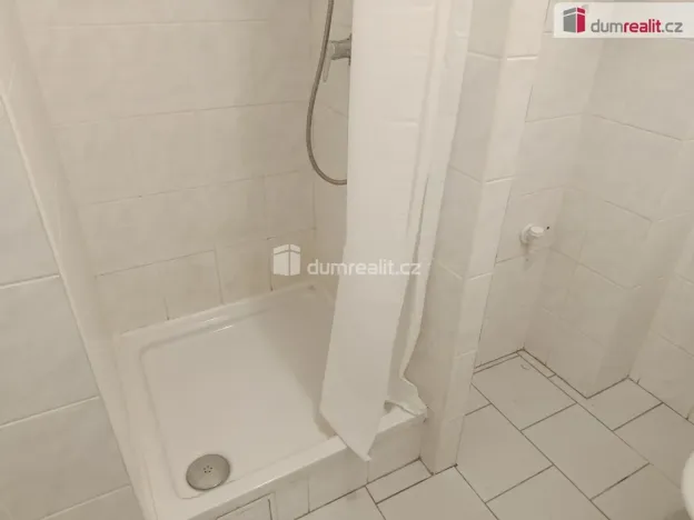 Pronájem bytu 1+kk, Praha, Za poštou, 23 m2