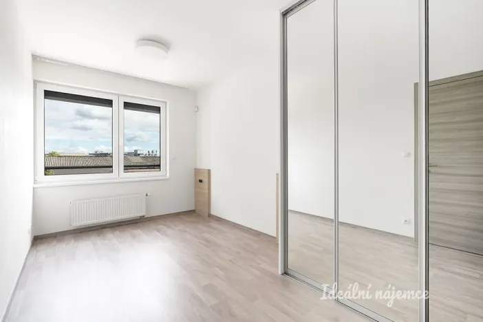 Pronájem bytu 2+kk, Praha - Třebonice, Do zahrádek I, 52 m2