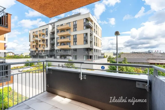 Pronájem bytu 2+kk, Praha - Třebonice, Do zahrádek I, 52 m2