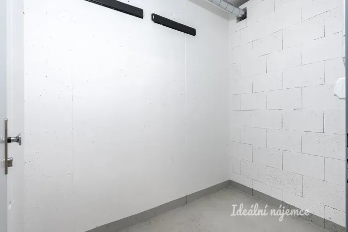 Pronájem bytu 2+kk, Praha - Třebonice, Do zahrádek I, 52 m2