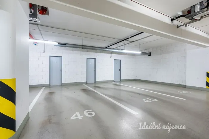 Pronájem bytu 2+kk, Praha - Třebonice, Do zahrádek I, 52 m2
