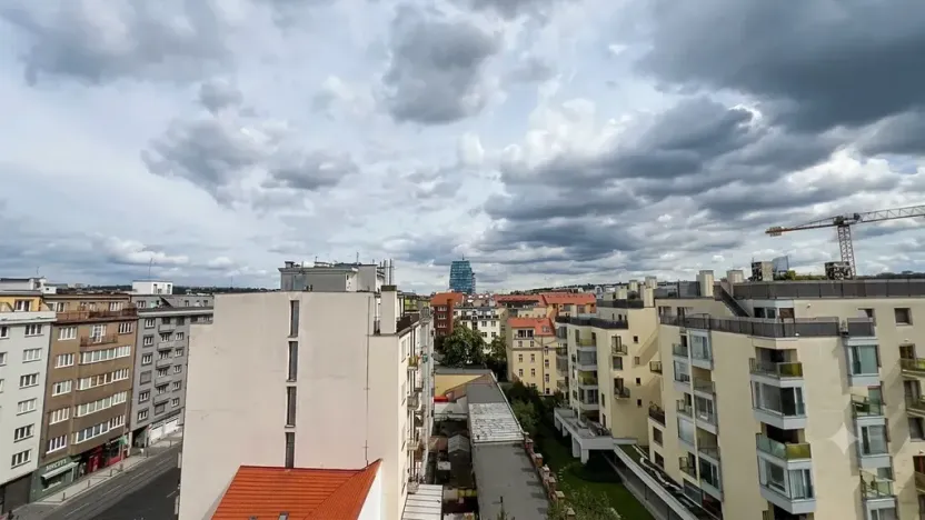 Pronájem bytu 3+kk, Praha - Holešovice, Komunardů, 75 m2