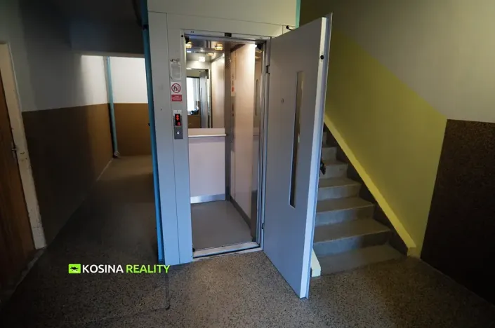 Pronájem bytu 3+1, Kynšperk nad Ohří, náměstí SNP, 58 m2