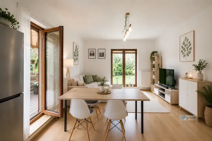 Prodej bytu 2+kk, Zbuzany, Lomená, 51 m2