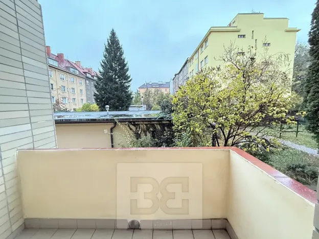 Pronájem bytu 2+1, Praha - Nusle, Spolupráce, 47 m2