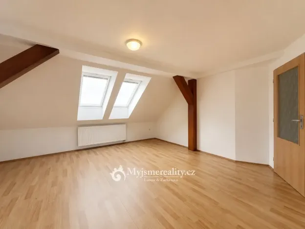 Pronájem bytu 2+kk, Znojmo, Rooseveltova, 86 m2
