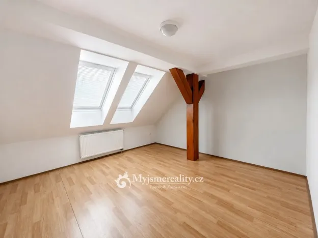 Pronájem bytu 2+kk, Znojmo, Rooseveltova, 86 m2