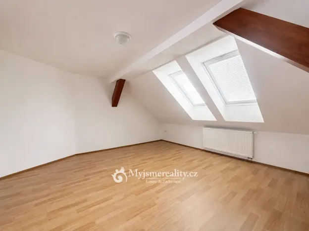 Pronájem bytu 2+kk, Znojmo, Rooseveltova, 86 m2
