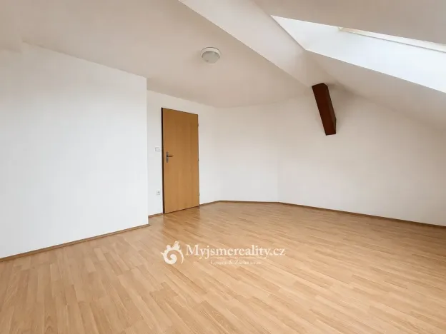 Pronájem bytu 2+kk, Znojmo, Rooseveltova, 86 m2