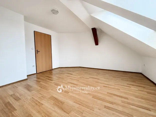 Pronájem bytu 2+kk, Znojmo, Rooseveltova, 86 m2