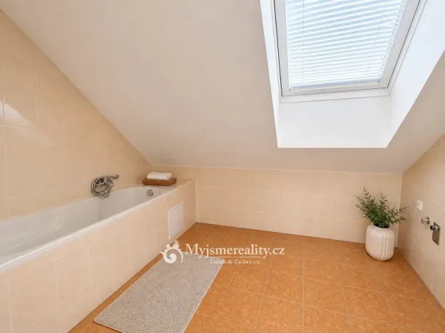 Pronájem bytu 2+kk, Znojmo, Rooseveltova, 86 m2