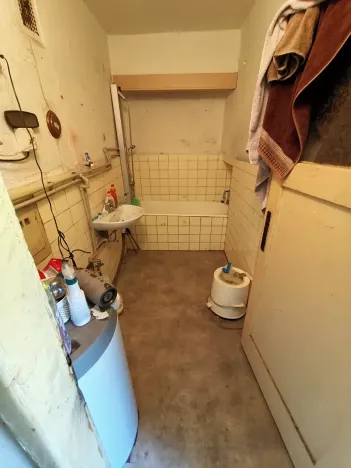 Prodej rodinného domu, Kroučová, 400 m2