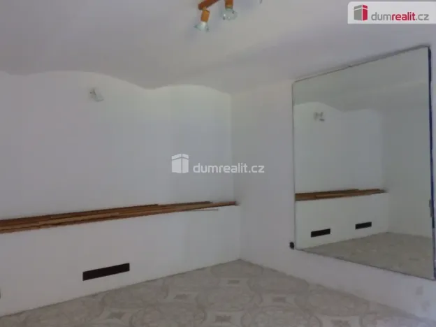 Prodej rodinného domu, Hořesedly, 180 m2