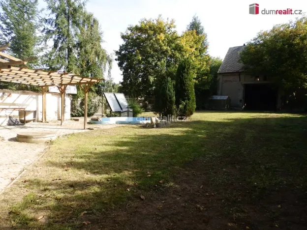 Prodej rodinného domu, Hořesedly, 180 m2