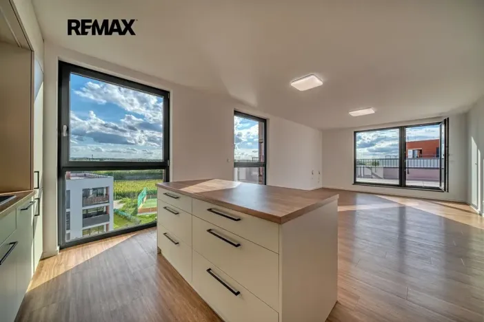 Pronájem bytu 3+kk, Kolín, Zásmucká, 79 m2