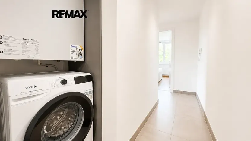 Pronájem bytu 2+1, Praha - Hloubětín, Kbelská, 54 m2