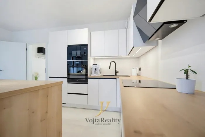 Prodej bytu 2+kk, Olomouc, Milana Ticháka, 63 m2
