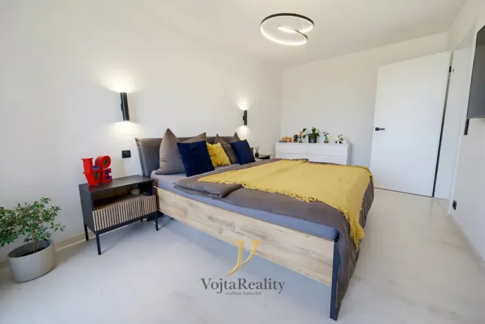 Prodej bytu 2+kk, Olomouc, Milana Ticháka, 63 m2