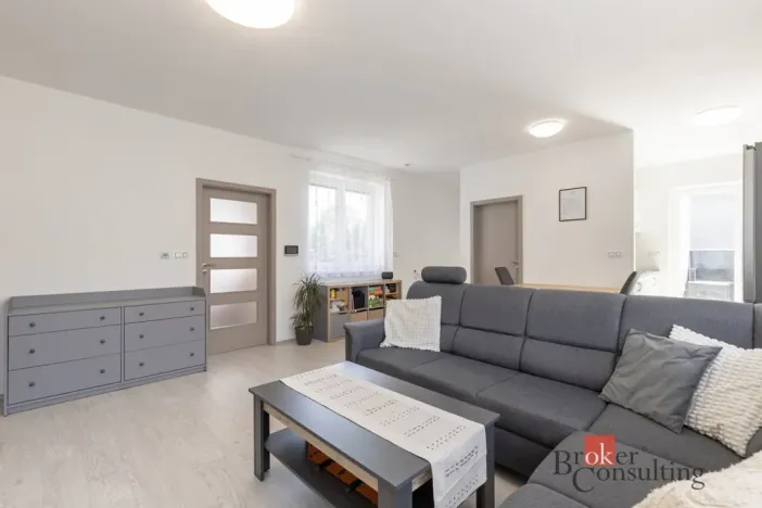 Prodej bytu 2+kk, Modřice, Bobravská, 67 m2