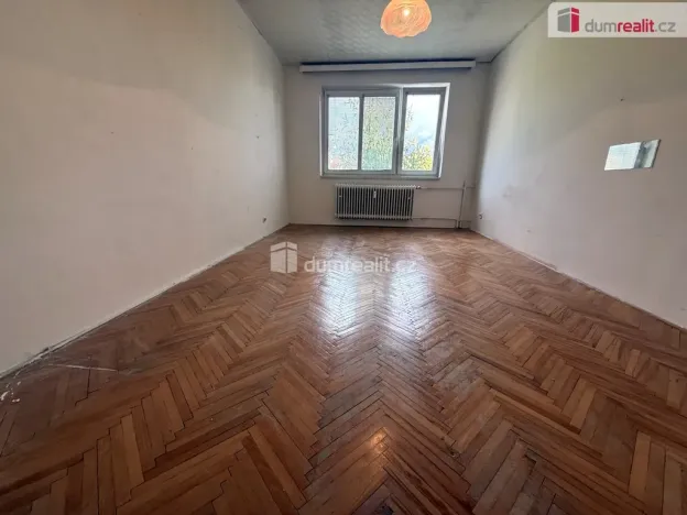 Prodej bytu 3+1, Uherský Ostroh - Ostrožské Předměstí, Sídliště, 80 m2